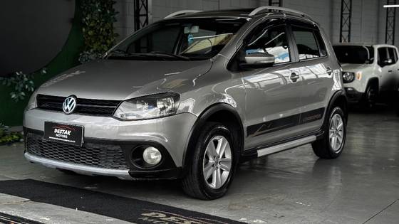 VOLKSWAGEN CROSSFOX 1.6 MI FLEX 8V 4P MANUAL
